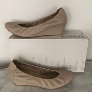 New Italian Leather Geox Woman Shoes (size US 10)